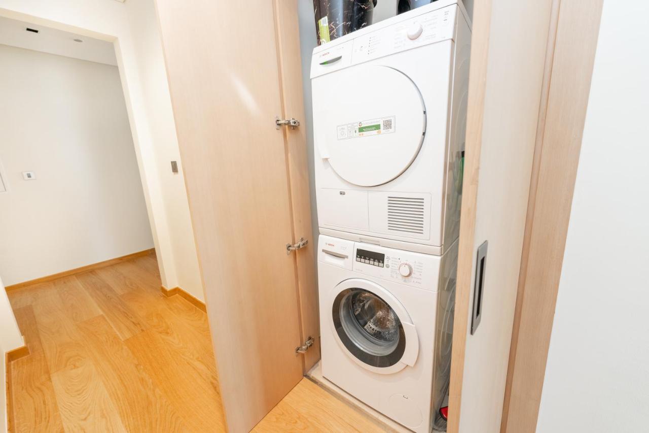Fam Living - Rp Heights - 3 Mins Walk To Burj Khalifa & Dubai Mall Downtown Dubai Buitenkant foto